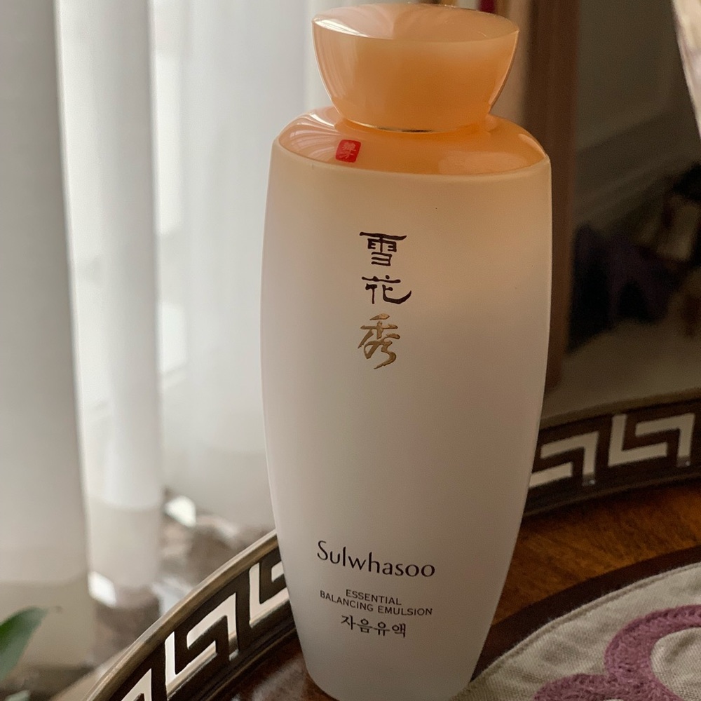 Sulwhasoo Essential Balancing Emulsion